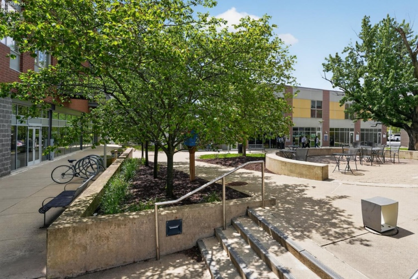 65 college, Oberlin, 44074, 2 Bedrooms Bedrooms, ,2 BathroomsBathrooms,Residential,For Sale,college,20261702