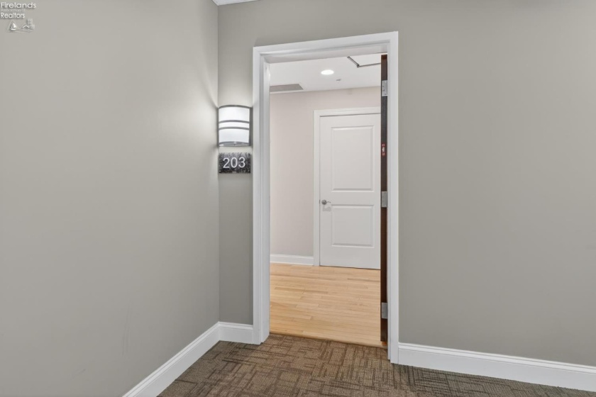 65 college, Oberlin, 44074, 2 Bedrooms Bedrooms, ,2 BathroomsBathrooms,Residential,For Sale,college,20261702