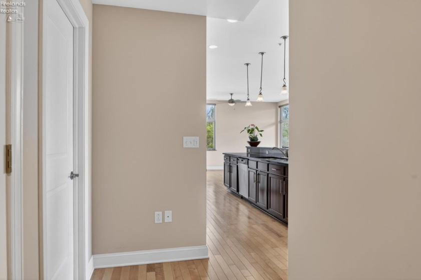 65 college, Oberlin, 44074, 2 Bedrooms Bedrooms, ,2 BathroomsBathrooms,Residential,For Sale,college,20261702