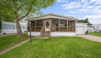 1805 Briarcrest Drive, Port Clinton, 43452, 3 Bedrooms Bedrooms, ,2 BathroomsBathrooms,Residential,For Sale,Briarcrest,20261675