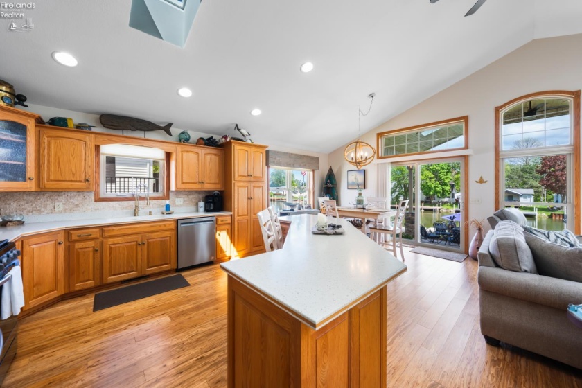 1385 McCloy Avenue, Port Clinton, 43452, 3 Bedrooms Bedrooms, ,2 BathroomsBathrooms,Residential,For Sale,McCloy,20261703