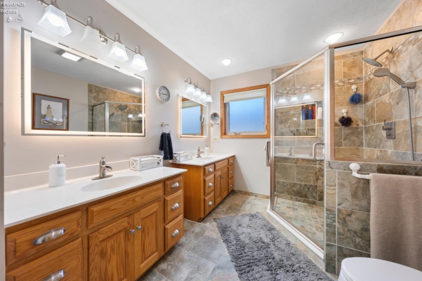 1385 McCloy Avenue, Port Clinton, 43452, 3 Bedrooms Bedrooms, ,2 BathroomsBathrooms,Residential,For Sale,McCloy,20261703