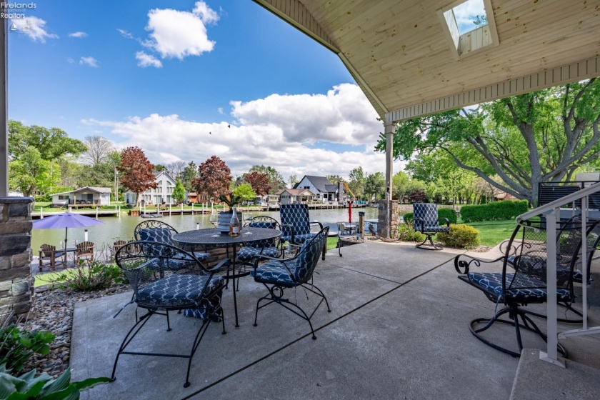 1385 McCloy Avenue, Port Clinton, 43452, 3 Bedrooms Bedrooms, ,2 BathroomsBathrooms,Residential,For Sale,McCloy,20261703
