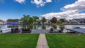 1385 McCloy Avenue, Port Clinton, 43452, 3 Bedrooms Bedrooms, ,2 BathroomsBathrooms,Residential,For Sale,McCloy,20261703
