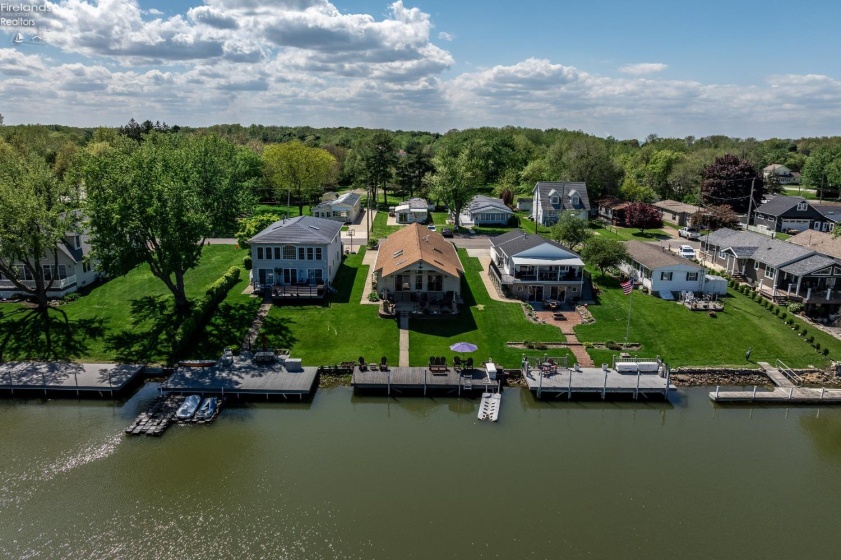 1385 McCloy Avenue, Port Clinton, 43452, 3 Bedrooms Bedrooms, ,2 BathroomsBathrooms,Residential,For Sale,McCloy,20261703