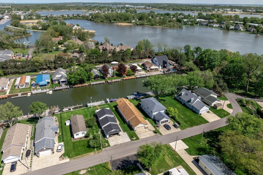 1385 McCloy Avenue, Port Clinton, 43452, 3 Bedrooms Bedrooms, ,2 BathroomsBathrooms,Residential,For Sale,McCloy,20261703