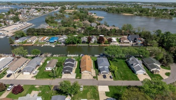 1385 McCloy Avenue, Port Clinton, 43452, 3 Bedrooms Bedrooms, ,2 BathroomsBathrooms,Residential,For Sale,McCloy,20261703