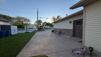 1385 McCloy Avenue, Port Clinton, 43452, 3 Bedrooms Bedrooms, ,2 BathroomsBathrooms,Residential,For Sale,McCloy,20261703