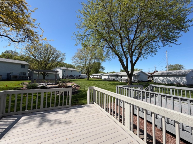 102 Landing Lane, Marblehead, 43440, 2 Bedrooms Bedrooms, ,2 BathroomsBathrooms,Residential,For Sale,Landing,20261699