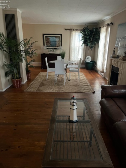 410 Main Street, Marblehead, 43440, 4 Bedrooms Bedrooms, ,2 BathroomsBathrooms,Residential,For Sale,Main,20261707