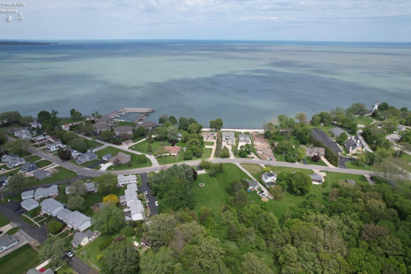 410 Main Street, Marblehead, 43440, 4 Bedrooms Bedrooms, ,2 BathroomsBathrooms,Residential,For Sale,Main,20261707