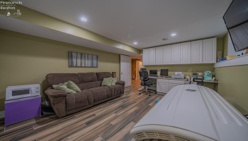 12211 Jeffries Road, Milan, 44846, 4 Bedrooms Bedrooms, ,3 BathroomsBathrooms,Residential,For Sale,Jeffries,20261510
