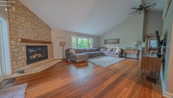 12211 Jeffries Road, Milan, 44846, 4 Bedrooms Bedrooms, ,3 BathroomsBathrooms,Residential,For Sale,Jeffries,20261510