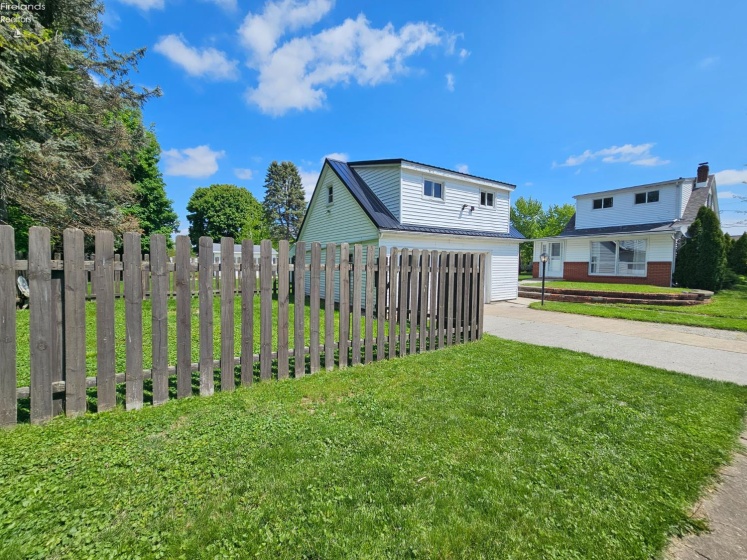 201 Brinker Street, Bellevue, 44811, 3 Bedrooms Bedrooms, ,1 BathroomBathrooms,Residential,For Sale,Brinker,20261709