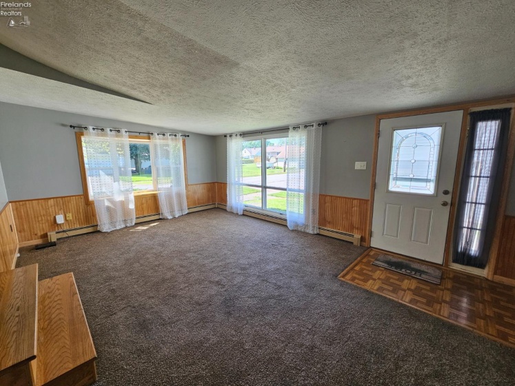201 Brinker Street, Bellevue, 44811, 3 Bedrooms Bedrooms, ,1 BathroomBathrooms,Residential,For Sale,Brinker,20261709