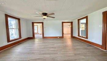 807 Main, Bellevue, 44811, 3 Bedrooms Bedrooms, ,1 BathroomBathrooms,Residential,For Sale,Main,20261525 807 Main, Bellevue, 44811, 3 Bedrooms Bedrooms, ,1 BathroomBathrooms,Residential,For Sale,Main,20261525