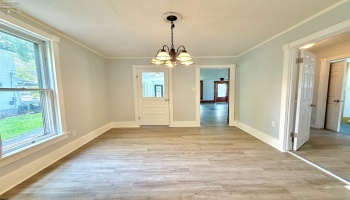 807 Main, Bellevue, 44811, 3 Bedrooms Bedrooms, ,1 BathroomBathrooms,Residential,For Sale,Main,20261525 807 Main, Bellevue, 44811, 3 Bedrooms Bedrooms, ,1 BathroomBathrooms,Residential,For Sale,Main,20261525