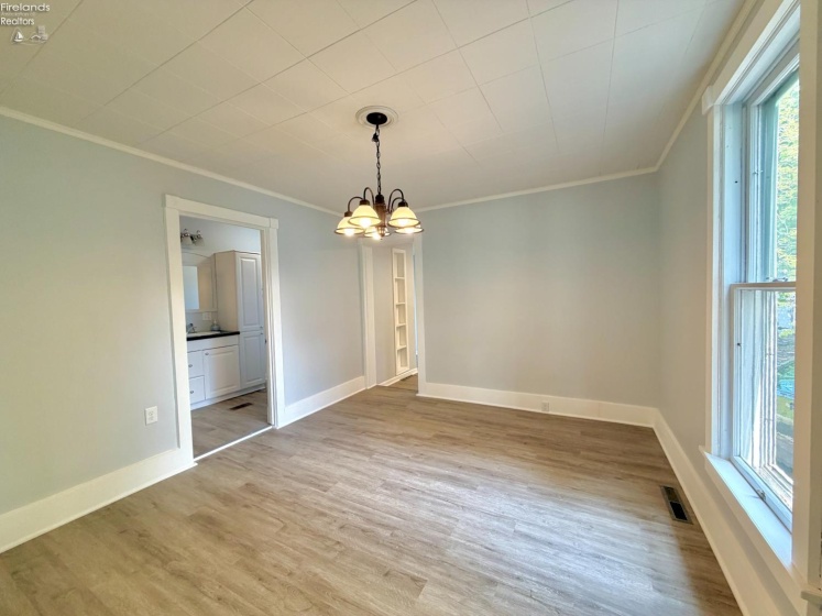 807 Main, Bellevue, 44811, 3 Bedrooms Bedrooms, ,1 BathroomBathrooms,Residential,For Sale,Main,20261525