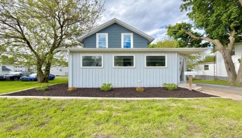 807 Main, Bellevue, 44811, 3 Bedrooms Bedrooms, ,1 BathroomBathrooms,Residential,For Sale,Main,20261525 807 Main, Bellevue, 44811, 3 Bedrooms Bedrooms, ,1 BathroomBathrooms,Residential,For Sale,Main,20261525