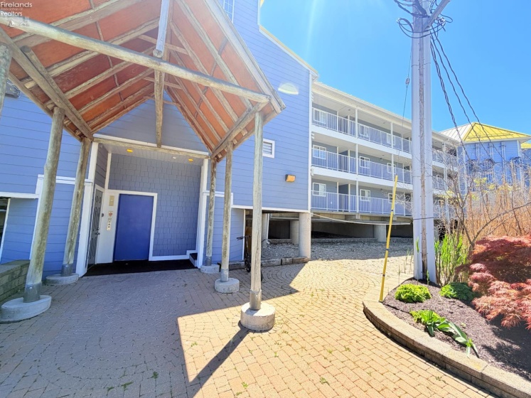 400 Swartz Lane, Middle Bass Island, 43446, 2 Bedrooms Bedrooms, ,1 BathroomBathrooms,Residential,For Sale,Swartz,20261719