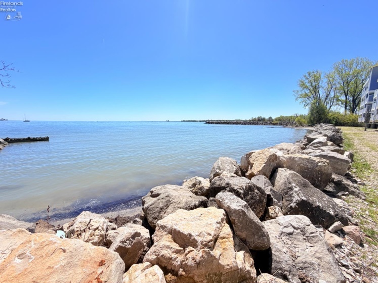 400 Swartz Lane, Middle Bass Island, 43446, 2 Bedrooms Bedrooms, ,1 BathroomBathrooms,Residential,For Sale,Swartz,20261719