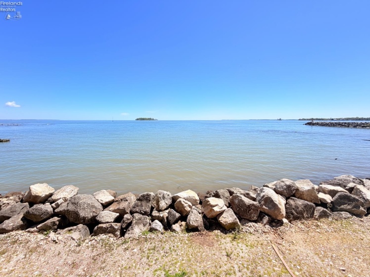 400 Swartz Lane, Middle Bass Island, 43446, 2 Bedrooms Bedrooms, ,1 BathroomBathrooms,Residential,For Sale,Swartz,20261719