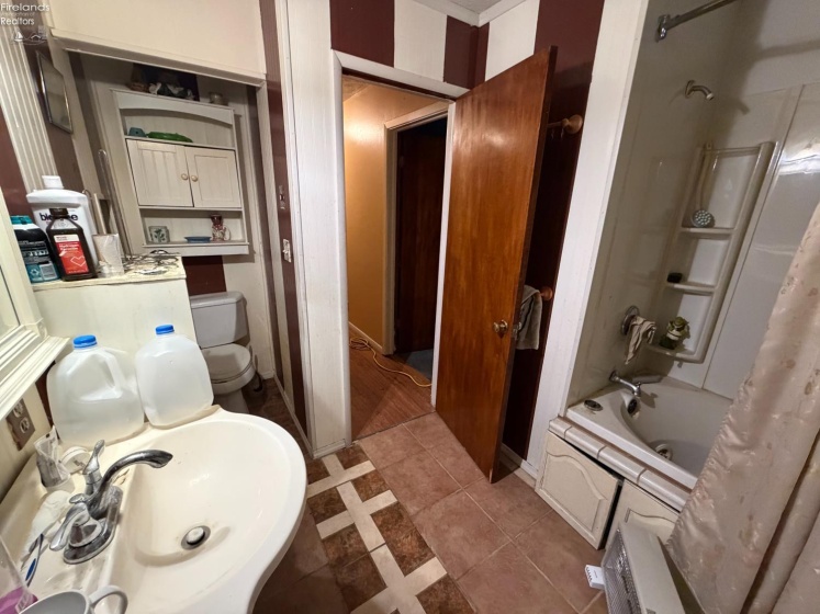 1734 Old State Road, Norwalk, 44857, 3 Bedrooms Bedrooms, ,3 BathroomsBathrooms,Residential,For Sale,Old State,20261721