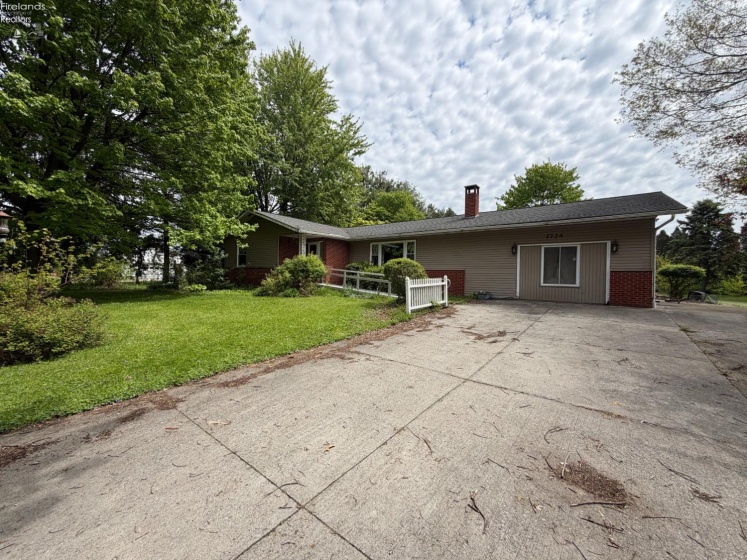1734 Old State Road, Norwalk, 44857, 3 Bedrooms Bedrooms, ,3 BathroomsBathrooms,Residential,For Sale,Old State,20261721