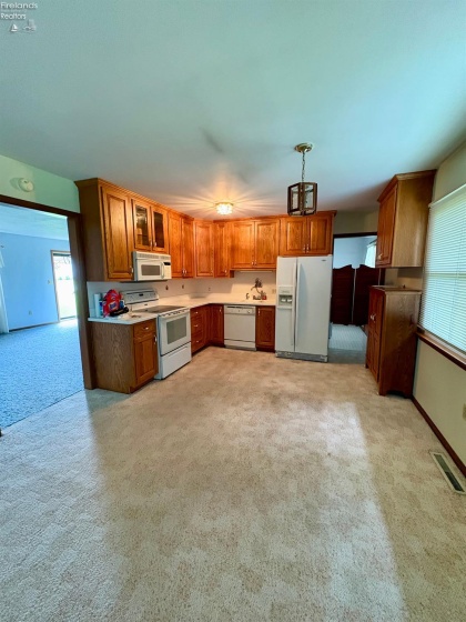 41 Oakwood Drive, Tiffin, 44883, 2 Bedrooms Bedrooms, ,1 BathroomBathrooms,Residential,For Sale,Oakwood,20261720