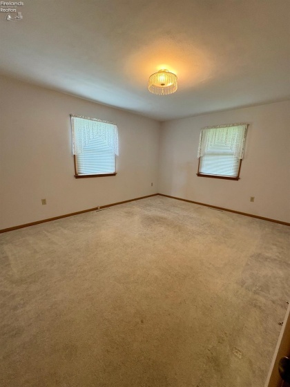 41 Oakwood Drive, Tiffin, 44883, 2 Bedrooms Bedrooms, ,1 BathroomBathrooms,Residential,For Sale,Oakwood,20261720
