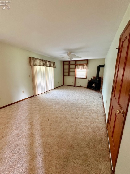 41 Oakwood Drive, Tiffin, 44883, 2 Bedrooms Bedrooms, ,1 BathroomBathrooms,Residential,For Sale,Oakwood,20261720