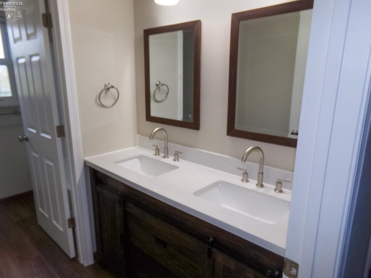 532 Donovan Road, Curtice, 43412, 3 Bedrooms Bedrooms, ,2 BathroomsBathrooms,Residential,For Sale,Donovan,20261723
