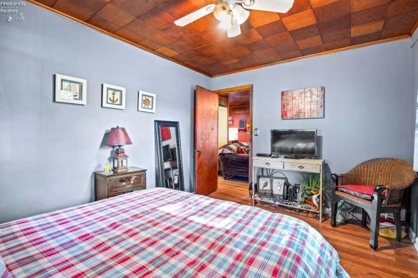 5861 Woodland Drive, Port Clinton, 43452, ,Multiple Units,For Sale,Woodland,20261737
