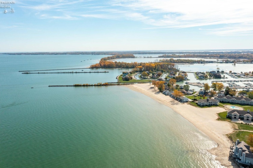 5861 Woodland Drive, Port Clinton, 43452, ,Multiple Units,For Sale,Woodland,20261737