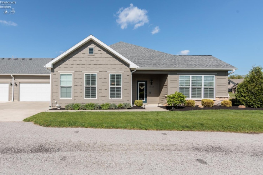 6012 Coventry Circle, Huron, 44839, 2 Bedrooms Bedrooms, ,3 BathroomsBathrooms,Residential,For Sale,Coventry,20261715