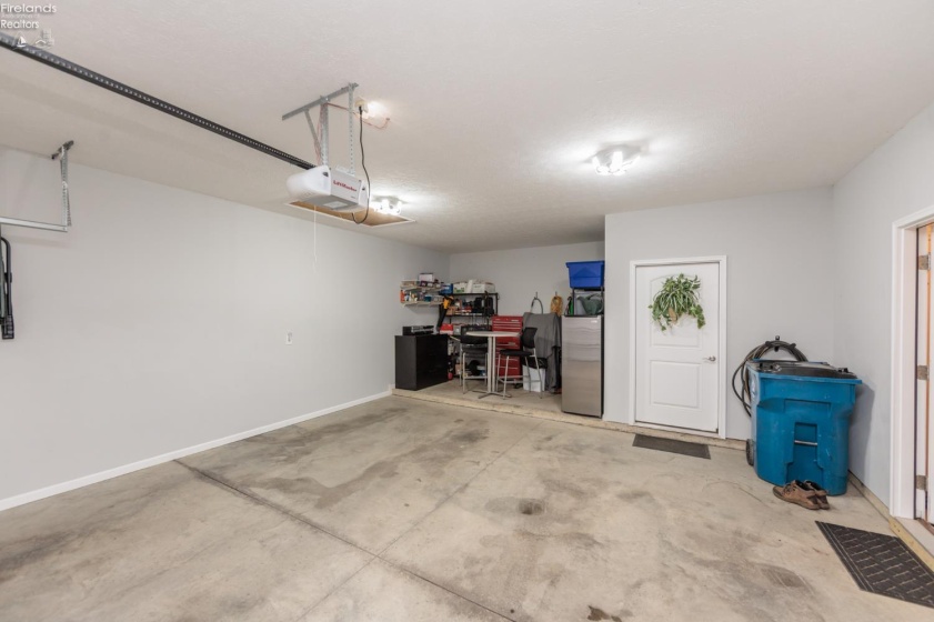 6012 Coventry Circle, Huron, 44839, 2 Bedrooms Bedrooms, ,3 BathroomsBathrooms,Residential,For Sale,Coventry,20261715