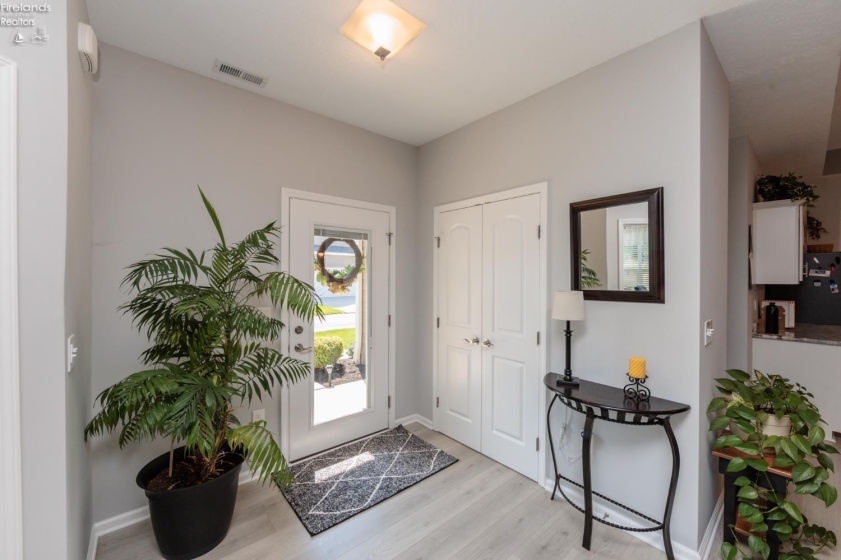 6012 Coventry Circle, Huron, 44839, 2 Bedrooms Bedrooms, ,3 BathroomsBathrooms,Residential,For Sale,Coventry,20261715