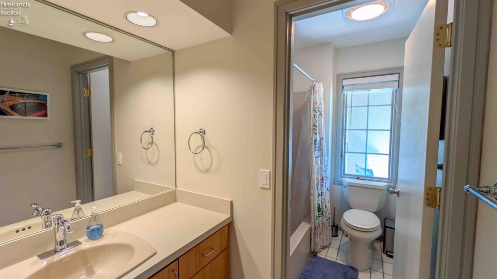 4475 Marin, Port Clinton, 43452, 2 Bedrooms Bedrooms, ,3 BathroomsBathrooms,Residential,For Sale,Marin,20261674