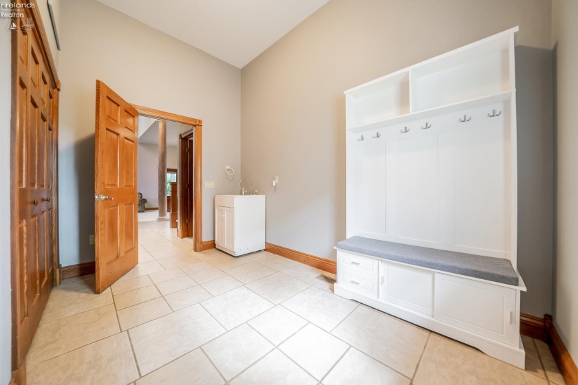 3706 Baycliffs Drive, Marblehead, 43440, 4 Bedrooms Bedrooms, ,4 BathroomsBathrooms,Residential,For Sale,Baycliffs,20261514