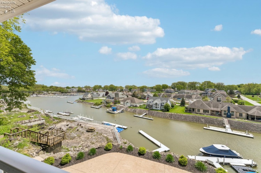 3706 Baycliffs Drive, Marblehead, 43440, 4 Bedrooms Bedrooms, ,4 BathroomsBathrooms,Residential,For Sale,Baycliffs,20261514