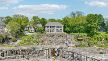 3706 Baycliffs Drive, Marblehead, 43440, 4 Bedrooms Bedrooms, ,4 BathroomsBathrooms,Residential,For Sale,Baycliffs,20261514