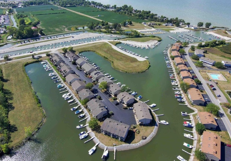 6458 Harris Harbor Drive, Oak Harbor, 43449, 2 Bedrooms Bedrooms, ,1 BathroomBathrooms,Residential,For Sale,Harris Harbor,20261712