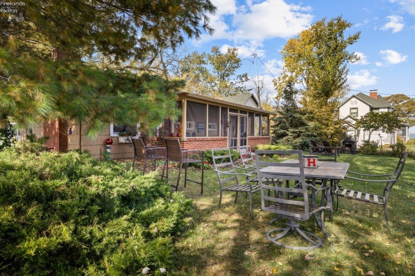 5861 Woodland Drive, Port Clinton, 43452, 4 Bedrooms Bedrooms, ,2 BathroomsBathrooms,Residential,For Sale,Woodland,20261739