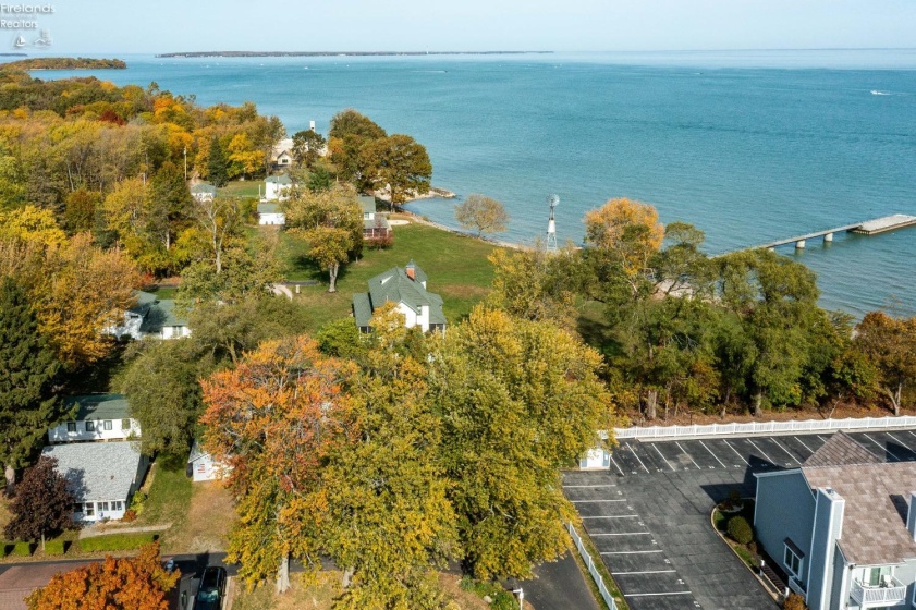 5861 Woodland Drive, Port Clinton, 43452, 4 Bedrooms Bedrooms, ,2 BathroomsBathrooms,Residential,For Sale,Woodland,20261739