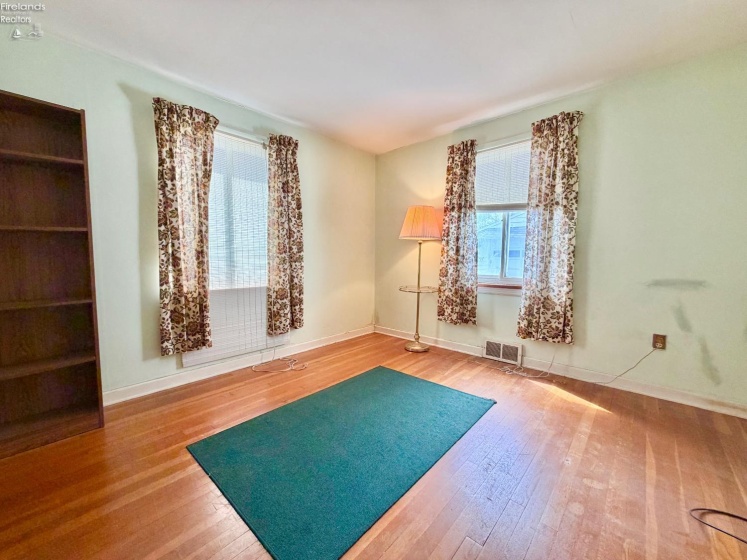 605 Gardner Street, Bellevue, 44811, 2 Bedrooms Bedrooms, ,2 BathroomsBathrooms,Residential,For Sale,Gardner,20261688