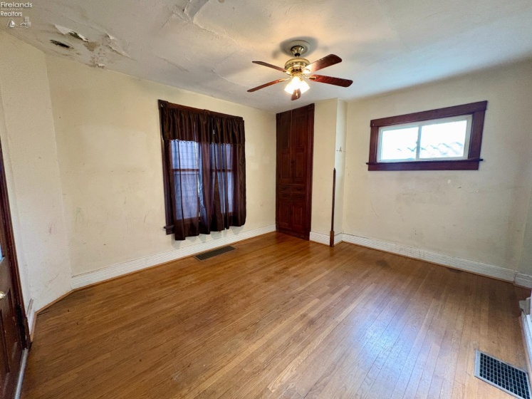 70 Sandusky Street, Tiffin, 44883, 3 Bedrooms Bedrooms, ,2 BathroomsBathrooms,Residential,For Sale,Sandusky,20261749