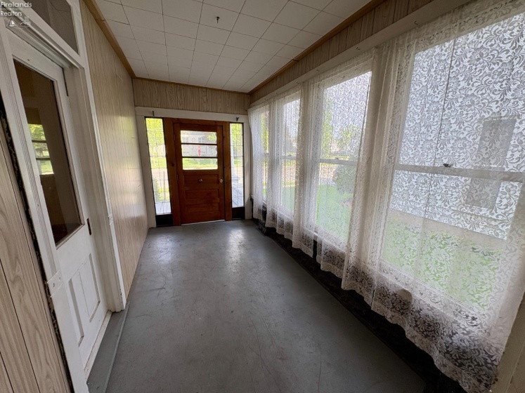 70 Sandusky Street, Tiffin, 44883, 3 Bedrooms Bedrooms, ,2 BathroomsBathrooms,Residential,For Sale,Sandusky,20261749