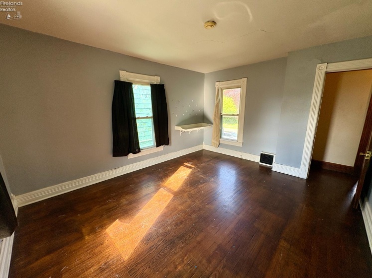 70 Sandusky Street, Tiffin, 44883, 3 Bedrooms Bedrooms, ,2 BathroomsBathrooms,Residential,For Sale,Sandusky,20261749