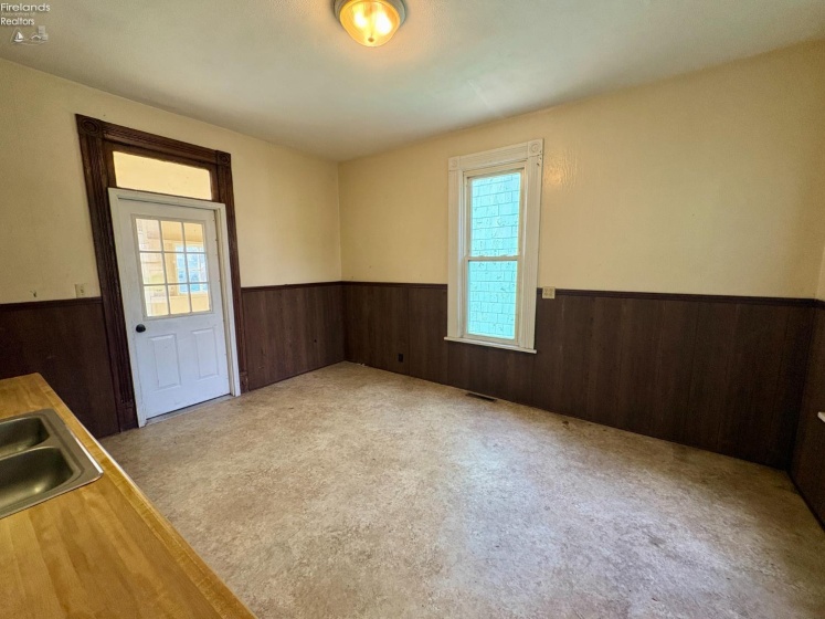 70 Sandusky Street, Tiffin, 44883, 3 Bedrooms Bedrooms, ,2 BathroomsBathrooms,Residential,For Sale,Sandusky,20261749