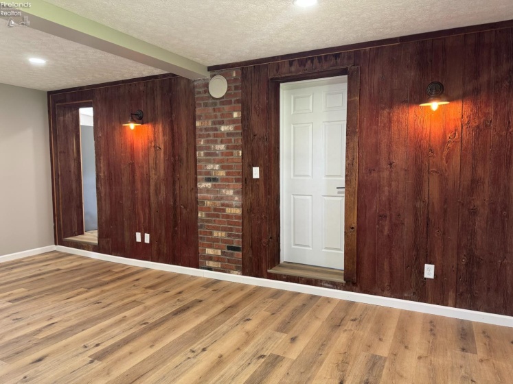 412 Monroe Street, Monroeville, 44847, 3 Bedrooms Bedrooms, ,2 BathroomsBathrooms,Residential,For Sale,Monroe,20261747